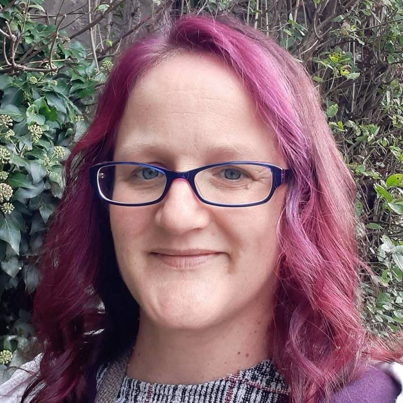 Helen Hayes – headshot web